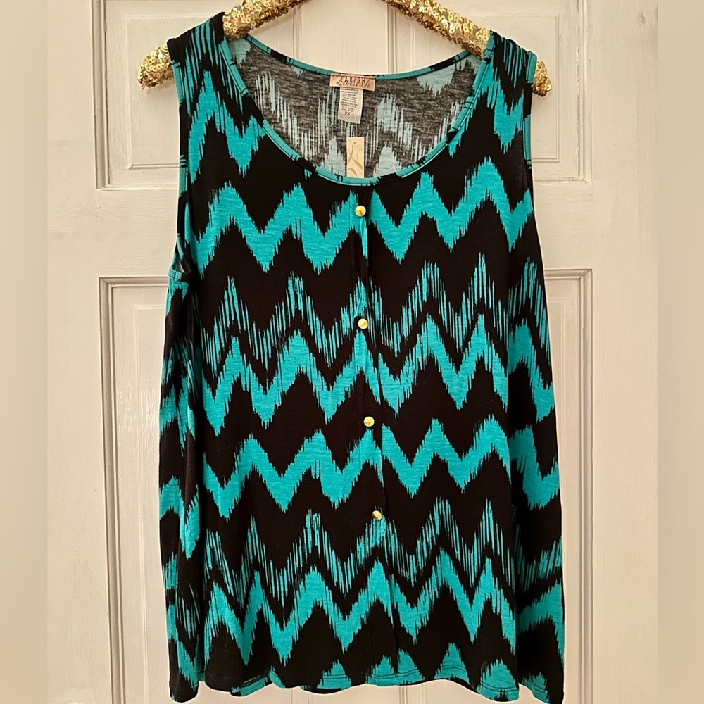 Lavish Blue Chevron Sleeveless Buttoned Tank Size 2X New!